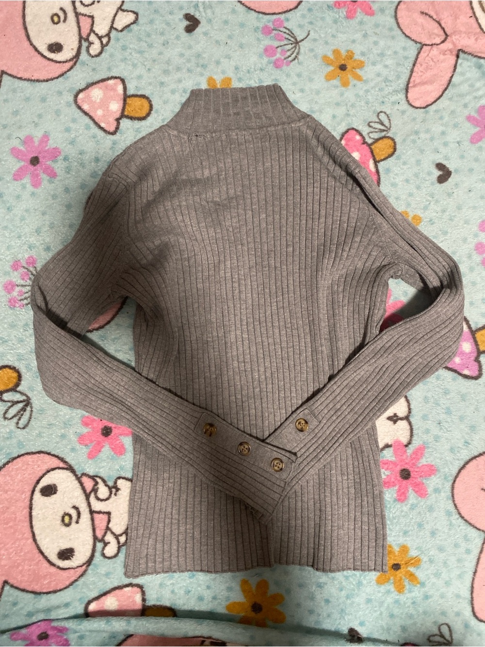 Ribbed Mock Neck Button-Cuff Sweater - Gray